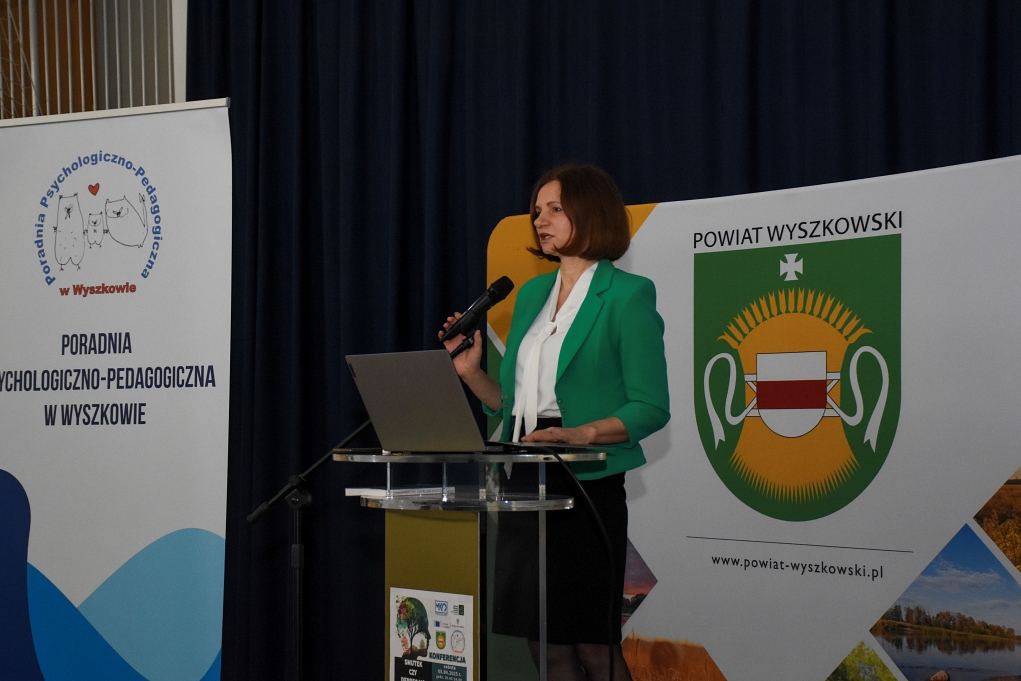 konferencja (5).jpg (453 KB)